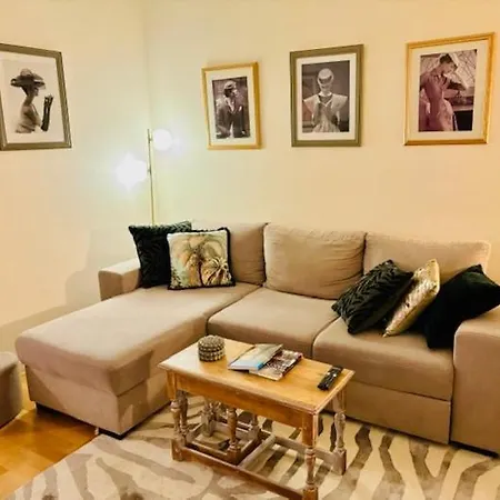 L'ecrin Du 12- Elegant Sur Jardin Avec Parking דירה