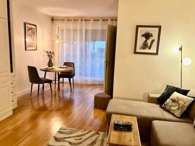 דירה L'ecrin Du 12- Elegant Sur Jardin Avec Parking פריז
